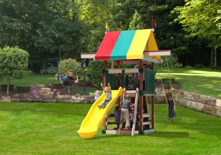 compact-104_FamilySpaceSaver-Background-scaled